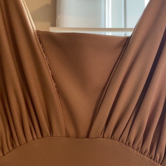 Studio Minc gown worn once only in champagne - Picture 4 of 7